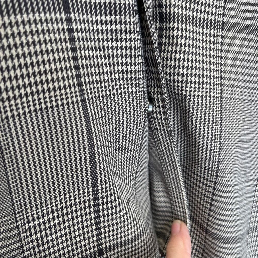 Azul by Moussy Black White Rayon Blend Long Sleeve Plaid Snap Jacket Size Large - Picture 4 of 10
